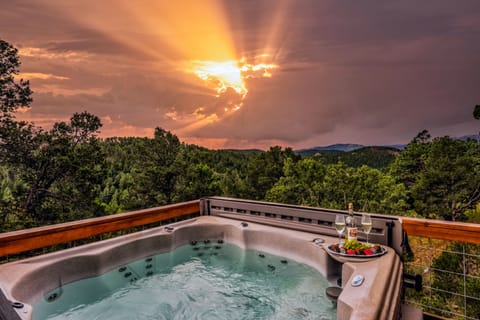 Private Hot Tub + Amazing Views