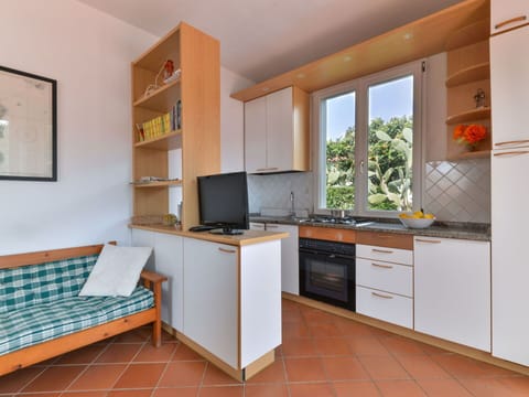 Cabinetry, Furniture, Property, Building, Countertop, Sink, Wood, Kitchen Stove, Drawer, Tap