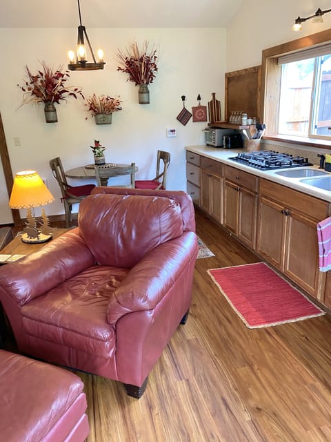 Kitchen has all the amenities for easy cooking and great meals. 