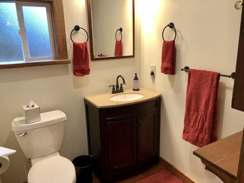 Bathroom with shower, towels and a  good Heater