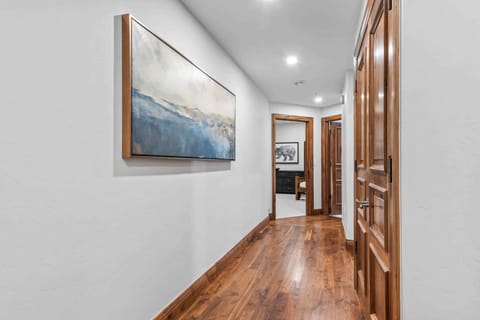 1701465779974-433-16