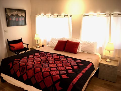 1 bedroom, premium bedding, free WiFi, bed sheets