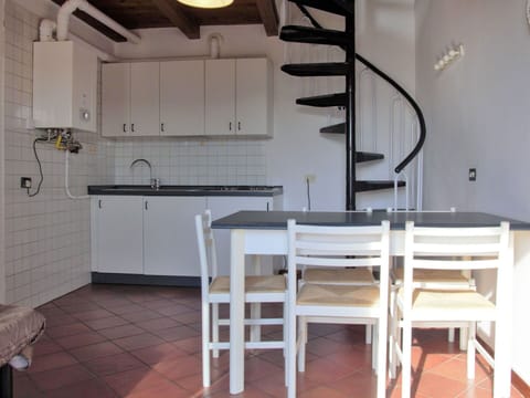 Kitchen Sink, Property, Furniture, Cabinetry, Sink, Wood, Tap, Interior Design, Countertop, Floor