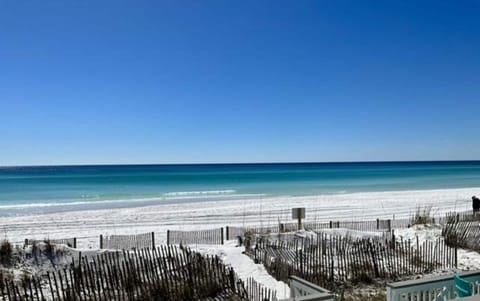 Beach | On the beach, sun loungers, beach towels