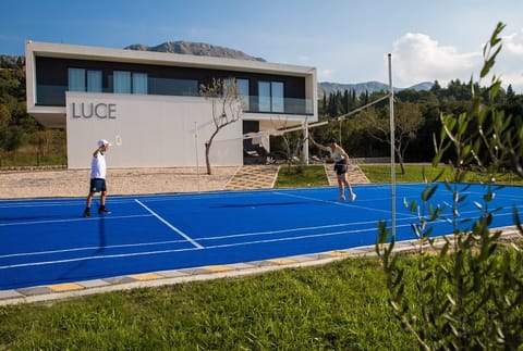 Sport court