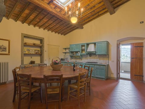 Table, Furniture, Picture Frame, Property, Chair, Wood, Hall, Interior Design, Flooring, Floor