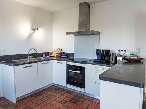 Kitchen, Kitchen Appliance, Countertop, Major Appliance, Kitchen Stove, Flooring, Kitchen Sink, Stove, Gas Stove, Cabinetry