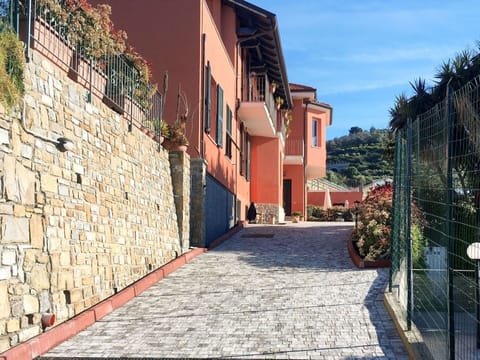 Building, Sky, Plant, Property, Window, Road Surface, Architecture, Asphalt, Neighbourhood, Wood