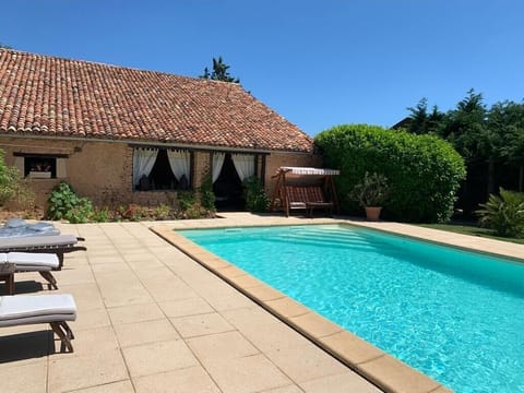 Pool.