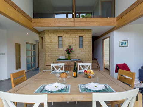 Table, Furniture, Property, Wood, Building, Chair, Interior Design, Lighting, Architecture, Floor