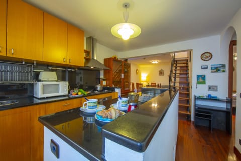 View of the entrance of this beautiful ground floor apartment