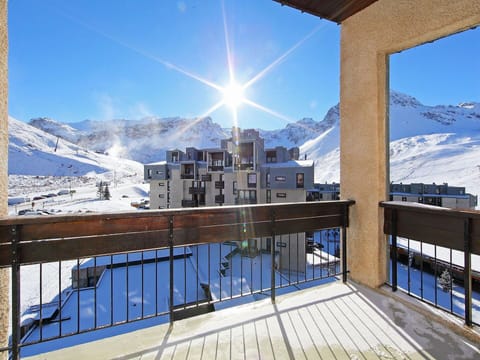 Snow, Sky, Winter, Property, Mountain, Mountain Range, Real Estate, Architecture, Building, Apartment