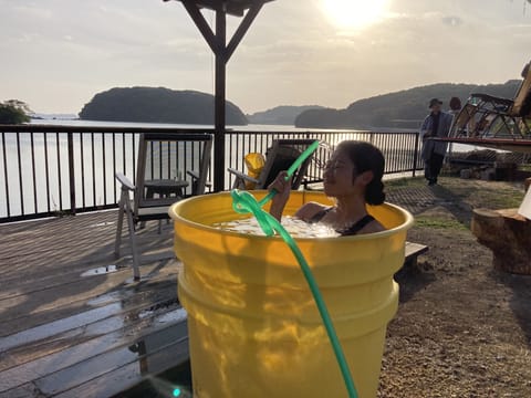 Outdoor spa tub