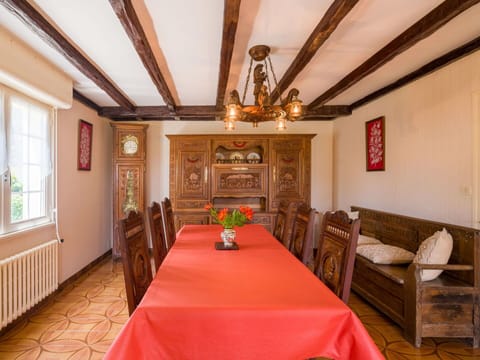 Table, Furniture, Property, Window, Chair, Wood, Interior Design, Lighting, Decoration, Architecture