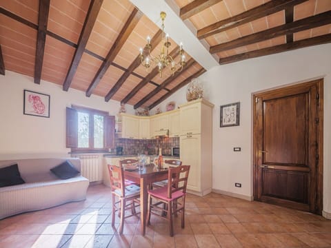 Table, Property, Furniture, Window, Wood, Door, Interior Design, Couch, Flooring, Floor