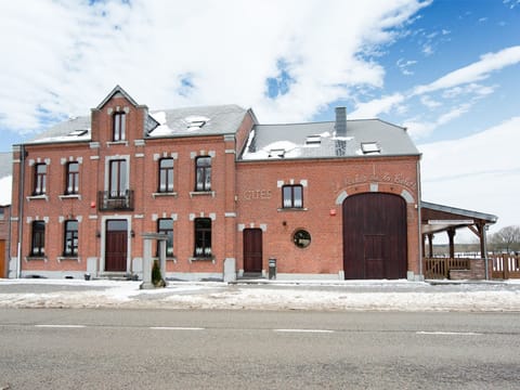 Holiday Home Exterior [winter]