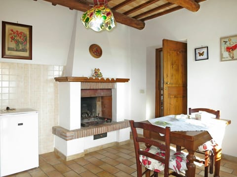 Property, Room, Ceiling, Furniture, Interior Design, Building, House, Floor, Wall, Real Estate