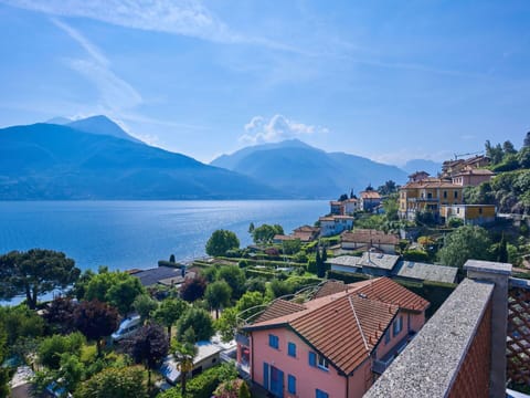 Furniture, Comfort, Wood, Bed, Lighting, Shade, Window, Floor, Flooring