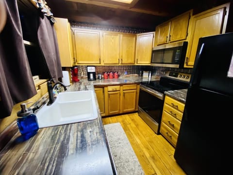 Well appointed tidy kitchen