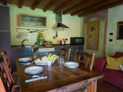 Room, Furniture, Property, Interior Design, Building, House, Table, Dining Room, Home, Hardwood