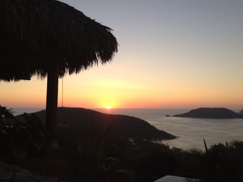 Sunset at the fabulous Amuleto Restaurant