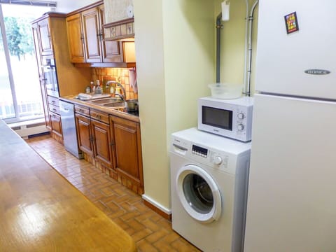 Microwave, oven, dishwasher, highchair