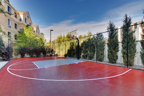 Sport court