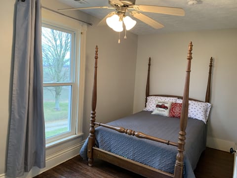 Bedroom 3 - full size bed