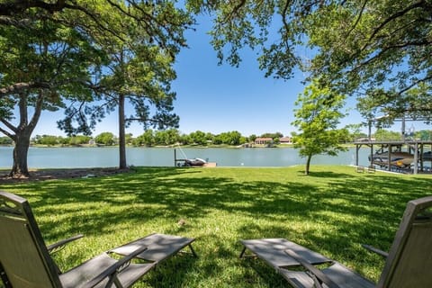 Huge lushious green yard!