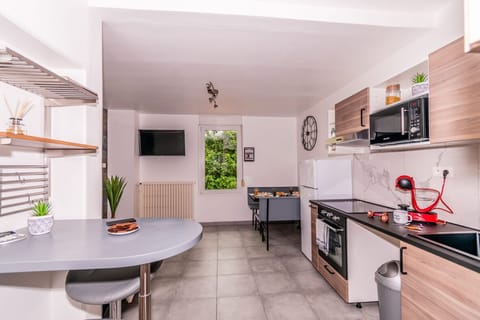 Modern Traveler Apartment