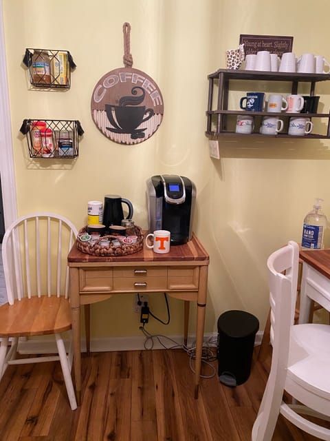 Front of coffee bar ☕️
Regular coffee maker available too!