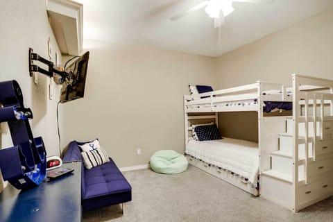 Bedroom 4 | Twin Bunk Bed w/ Twin Trundle Bed, Twin Futon