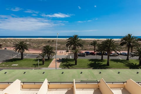 Beach/ocean view