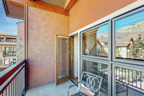 Balcony - views vary