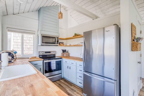 The Nautical House-114