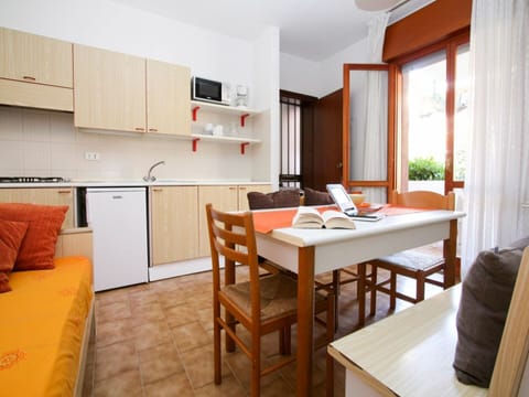 Room, Furniture, Property, Interior Design, Building, Floor, Kitchen, House, Real Estate, Table