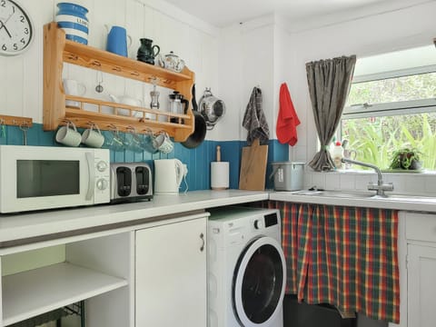 Kitchen | Gàrradh an Fhàsaich, Glendale