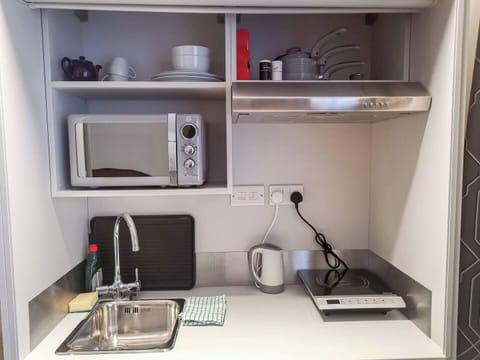 Fridge, microwave, stovetop, highchair