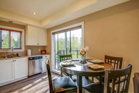 1 bedroom downstairs suite