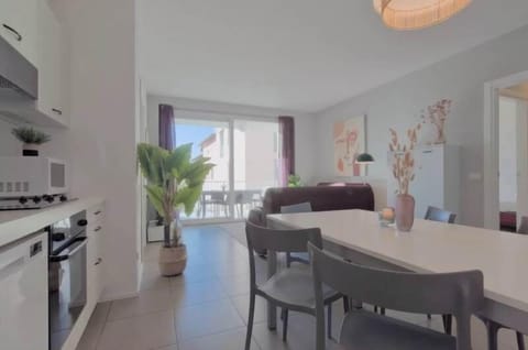 Kitchen and dining room