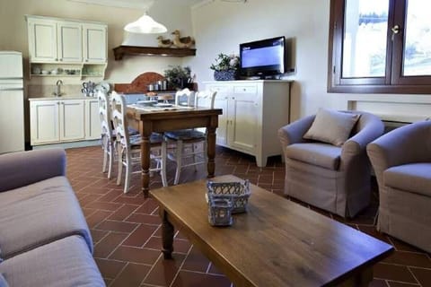 Open plan kitchen/dining/living area