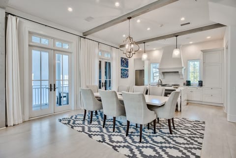 Second Floor: Dining