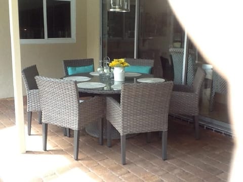 Outdoor dining