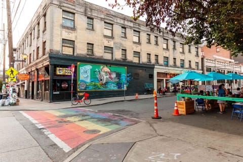 We are located just off the Pike/Pine corridor, with amazing bars & restaurants