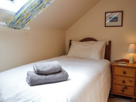Single bedroom | Sunset Song - Arbuthnott Estate Cottages, Arbuthnott, near Stonehaven