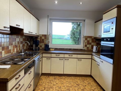 Cabinetry, Countertop, Kitchen Sink, Sink, Kitchen, Wood, Building, Drawer, Kitchen Stove, Interior Design