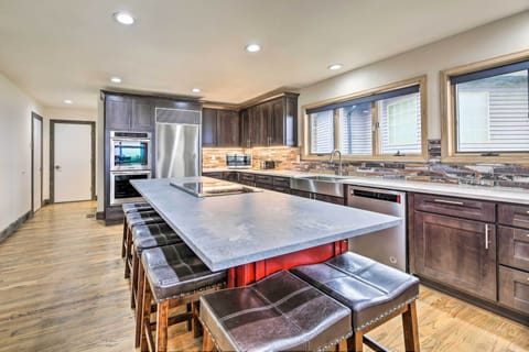 Kitchen | Crockpot | Cooking Basics | Spices | Toaster | Blender