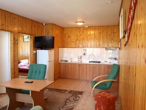 Kitchen area. The kitchen