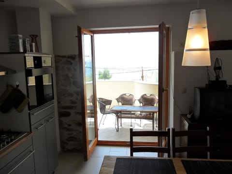 iving room and dining room_kitchen