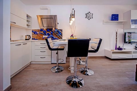 Kitchen area